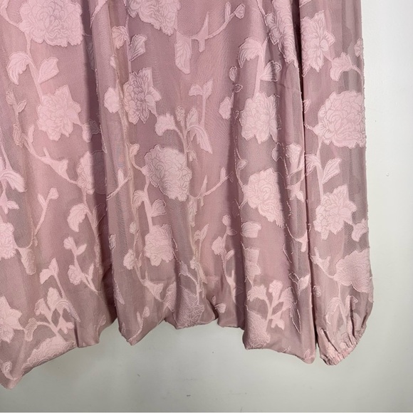 Torrid Chiffon Clip Floral Bubble Hem Blouse Size 3x - Picture 7 of 16